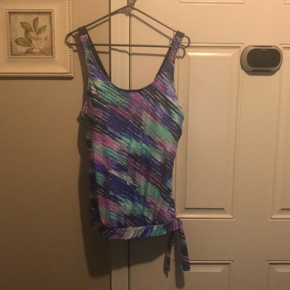 Tankini with shorts - Picture 1 of 2